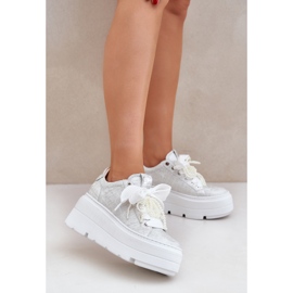 Baskets en cuir sur la plate-forme argentée Chebello 4658 2