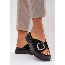 Les tongs en daim féminins avec une boucle sur la plate-forme Zazoo 3019 noire le noir 5