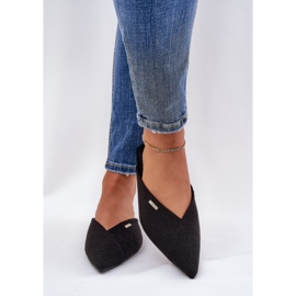 Les tongs pour femmes avec des orteils pointus Big Star RR274210 noir 2