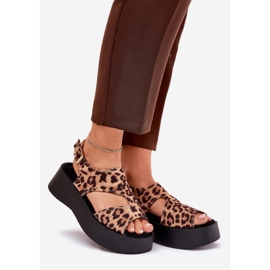 Sandales féminines avec imprimé léopard sur la plate-forme Eco Suede Brown brun 1