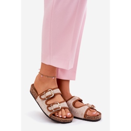 Les tongs matériels des femmes sur une plate-forme en liège avec des boucles de chameau brun 1