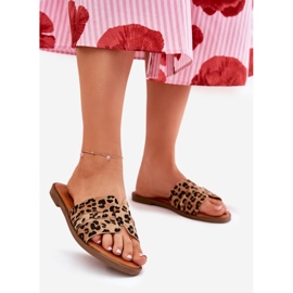 Les tongs pour femmes à tobe brun 1