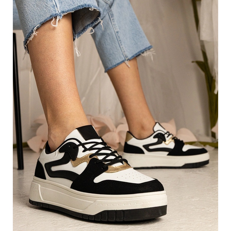 Baskets noires baskets sportives féminines le noir 1