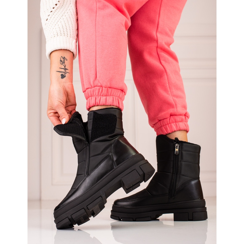 Bottes de neige pour femmes noires avec velcro de Sokolski 2