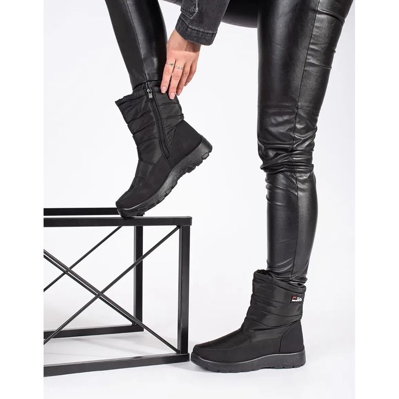 Bottes de neige légères noires pour femme 1