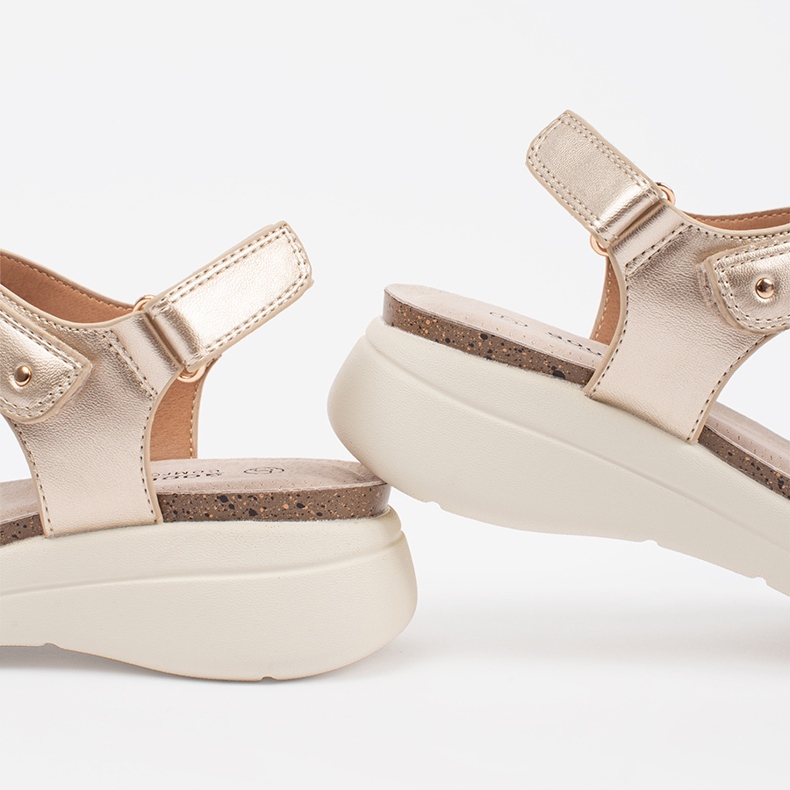 Goodin Sandales d'or aux femmes confortables 1