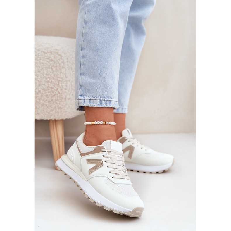 Chaussures de sport pour femmes avec beige en cuir écologique 2