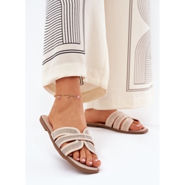 Beige plat classique pour femmes 2 Beige plat classique pour femmes 2