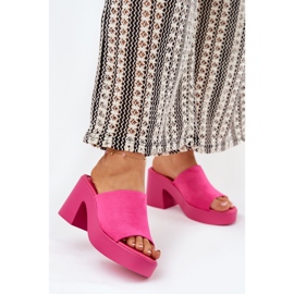 Les tongs pour femmes sur le pilier et la plate-forme Fuchsia rose 2