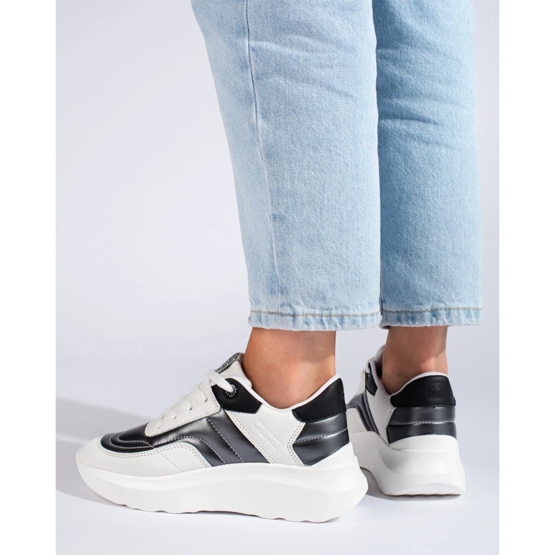 Baskets femme Big Star II274335 blanche 1