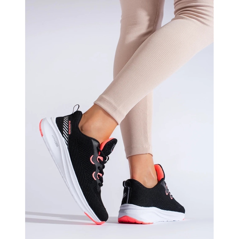 Chaussures de sport sur la plateforme DK noir 2