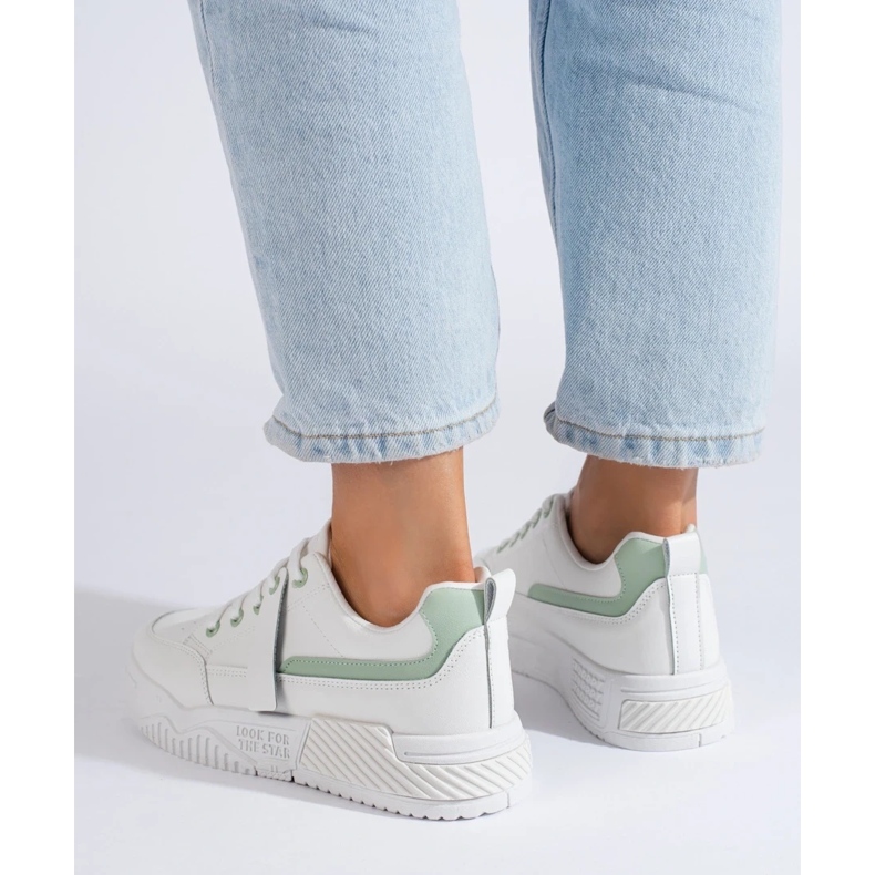 TRENDI Baskets avec mode en cuir écologique blanche 1