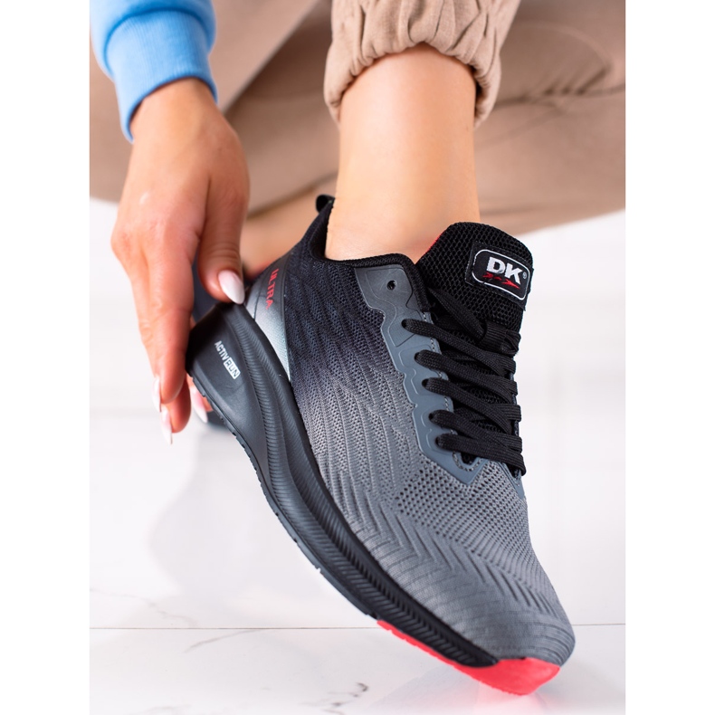 DK Chaussures de sport légères le noir 2