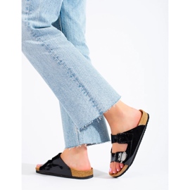 W. Potocki Chaussons Potocki vernis noir 2