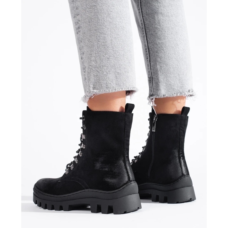 W. Potocki Vêtements de travail pour femmes en daim noir de Potocki 1