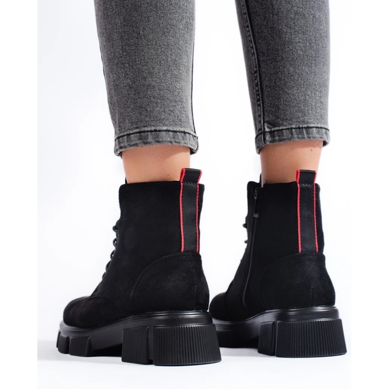 Bottines femme à lacets en daim léger le noir 1