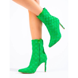 Bottines femme hautes et ajustées à talon aiguille vert 4