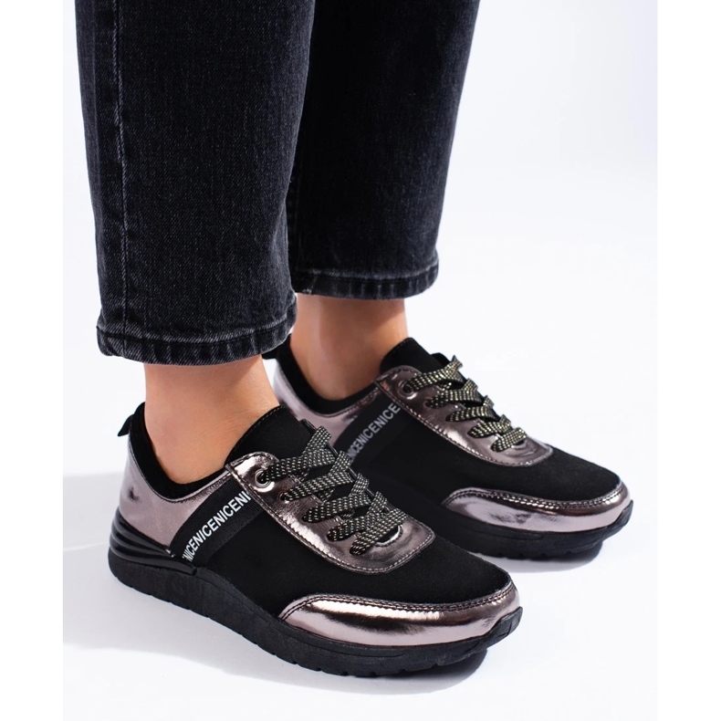 Chaussures de sport grises en cuir naturel le noir 2
