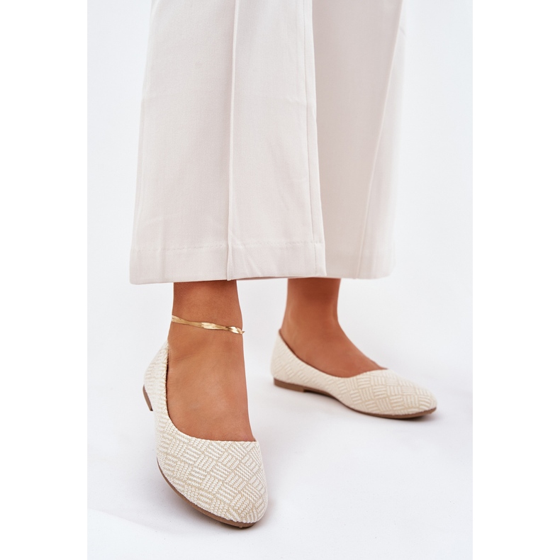 Ballerines de femmes plates avec des paillettes dorées 2