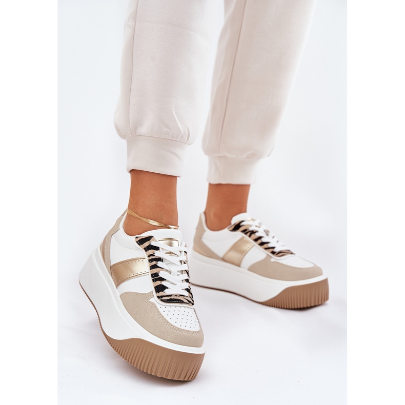 Sneakers pour femmes sur une plate-forme massive, motif beige animal 2 Sneakers pour femmes sur une plate-forme massive, motif beige animal 2
