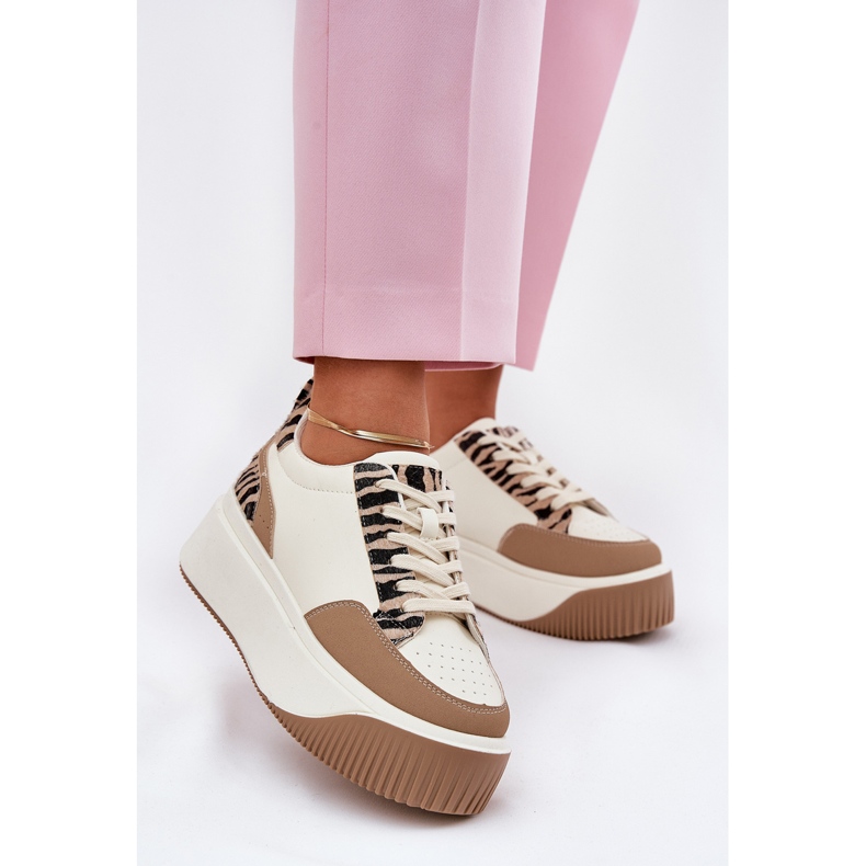 Baskets pour femmes sur une plate-forme massive beige zèbre 2 Baskets pour femmes sur une plate-forme massive beige zèbre 2