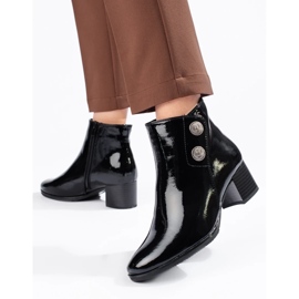 Bottines classiques en cuir verni pour femme le noir 2