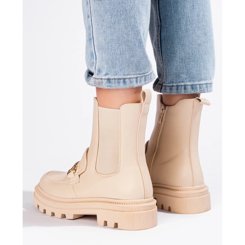 Bottines Chelsea beiges pour femmes sur la plateforme 1