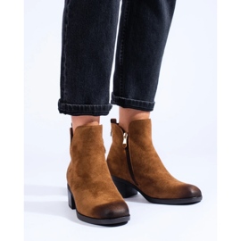Bottes brunes pour dames sur un poteau Vinceza bas 1