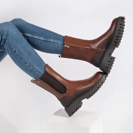 Bottines Chelsea hautes en cuir écologique brun 2