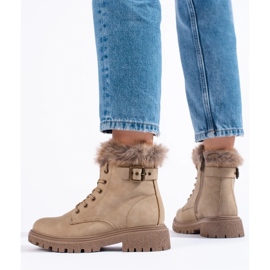 Bottes femme avec fourrure beige 1