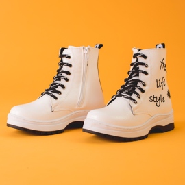 W. Potocki Bottes blanches pour filles de Potocki 3