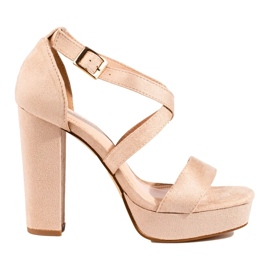 Sandales à talons hauts beiges Shelovet 1