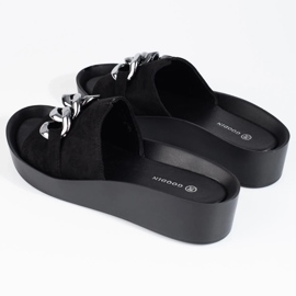 Pantoufles confortables pour femmes Shelovet noires avec une chaîne le noir 2