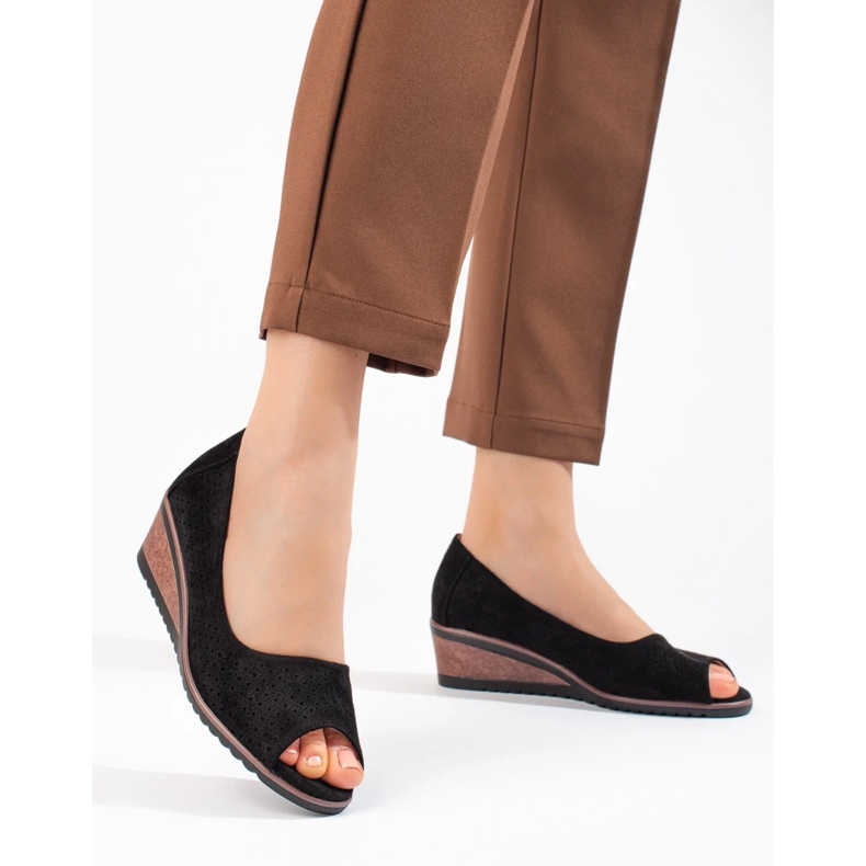 W. Potocki Escarpins compensés daim ajouré femme Potocki noir 1