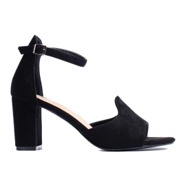 Sandales noires pour femmes sur le poteau par W. Potocki le noir 1