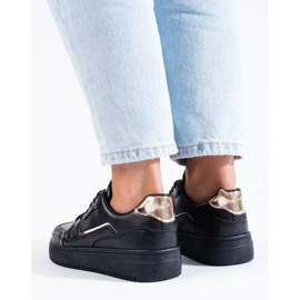 Baskets noires pour femmes sur la plateforme Shelovet le noir 1