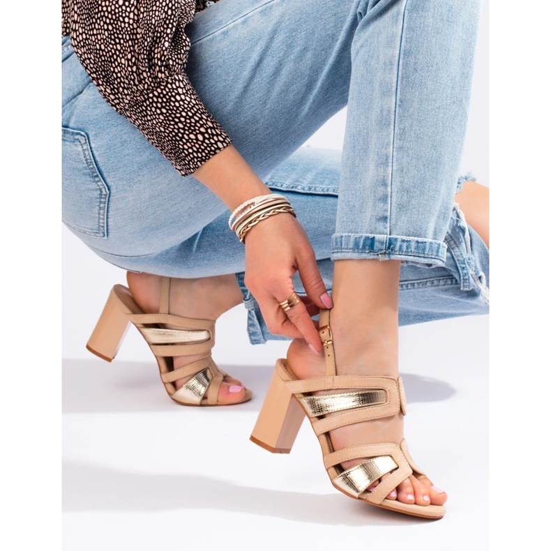Vinceza Sandales à talons beiges et dorées pour femmes de Vineza 1