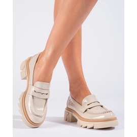 Mocassins à plateforme classiques beiges de Shelovet 3