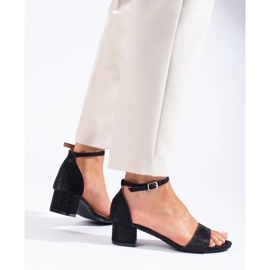 Sandales élégantes en brocard à talon bas Shelovet noir le noir 1 Sandales élégantes en brocard à talon bas Shelovet noir le noir 1