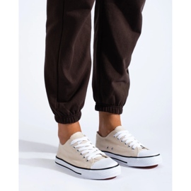 Baskets beiges classiques Shelovet 2 Baskets beiges classiques Shelovet 2