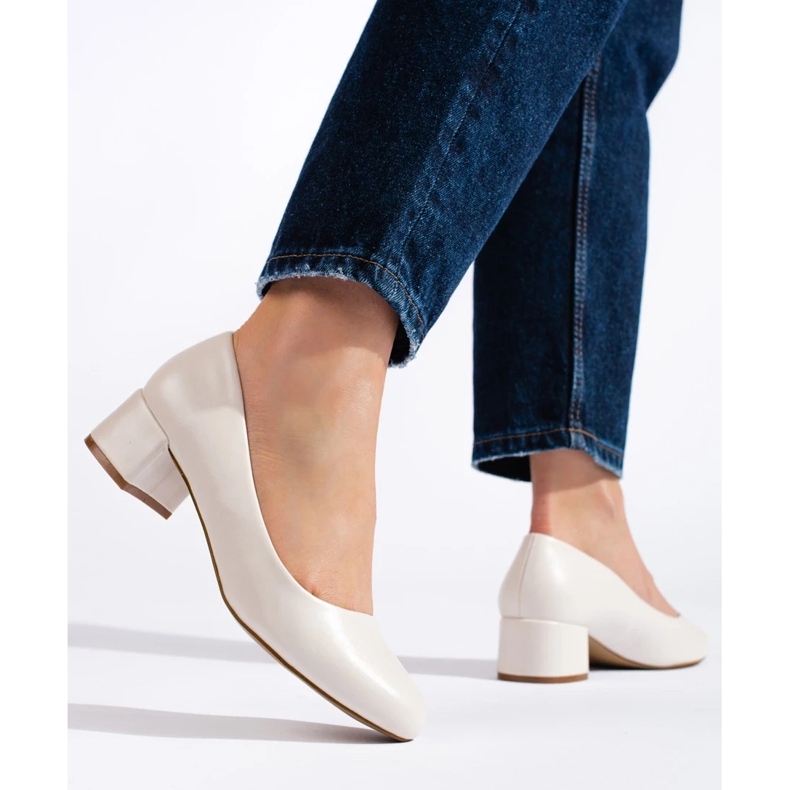 Escarpins femme à petit talon, beige clair 1