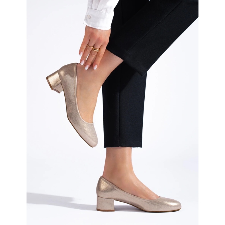 Escarpins femme dorés à petit talon 2