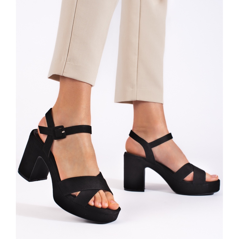 Sandales à talons femme en daim noir 2