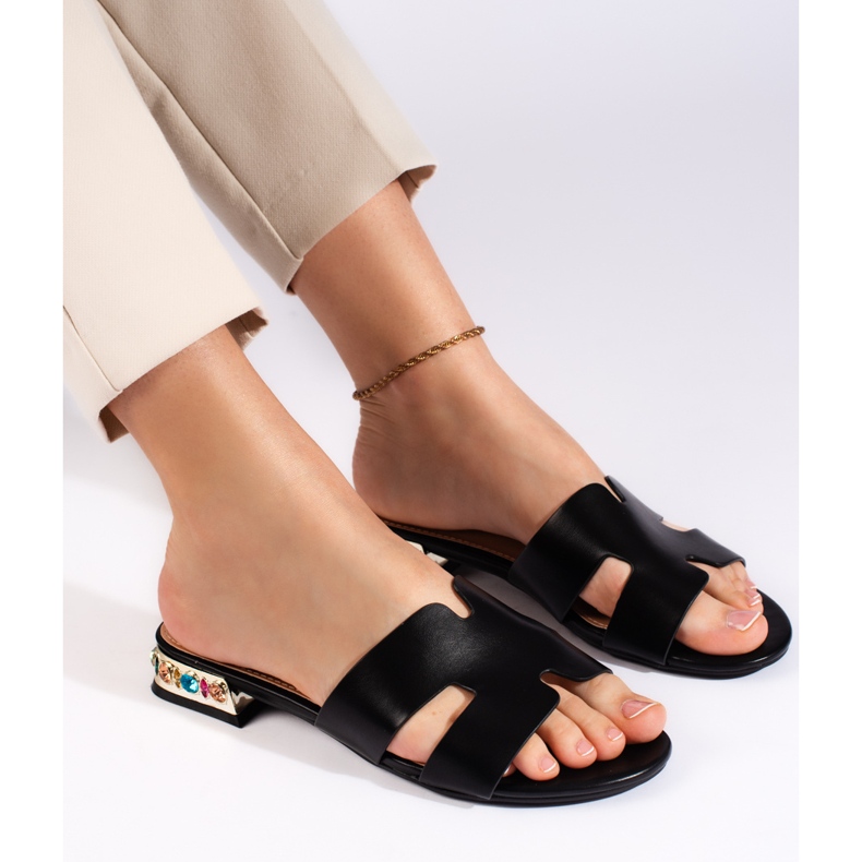 Claquettes plates femme noires le noir 2