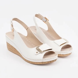 Sandales compensées basses espadrilles blanches 5