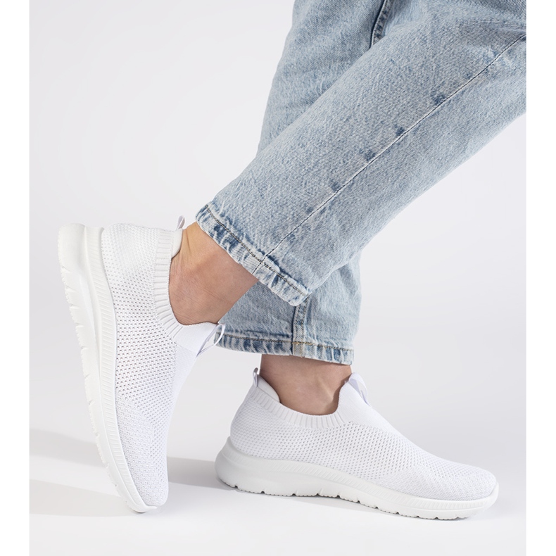 Chaussures de sport à enfiler blanches 2