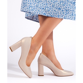 Escarpins crème à talon épais par Sergio Leone beige 2