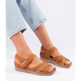 Sandales femme marron à scratch brun 2