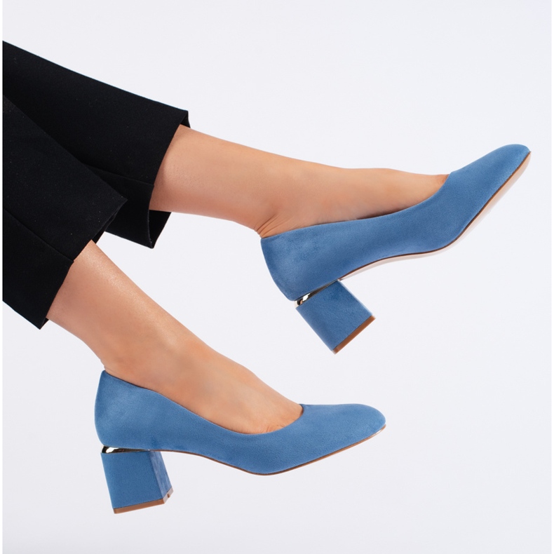 Escarpins à talons en daim bleu 2