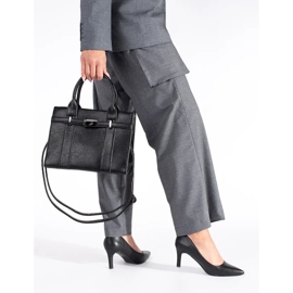 Escarpins à talons hauts noirs classiques et élégants 1